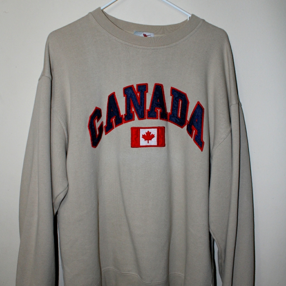 Canada Crewneck